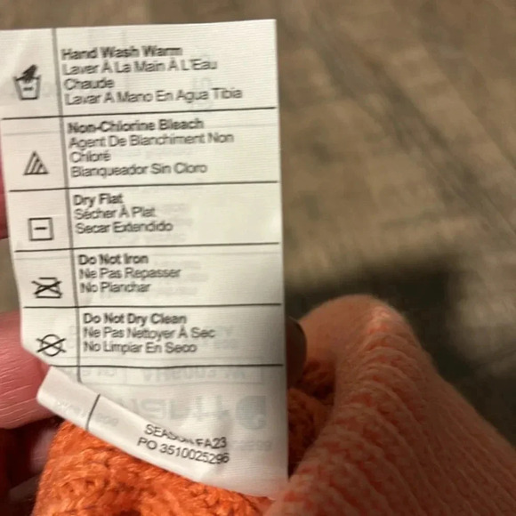 Carhartt Knit Cuffed Pom Pom Beanie, two tone, Apricot Cider  - OS - Picture 6 of 6